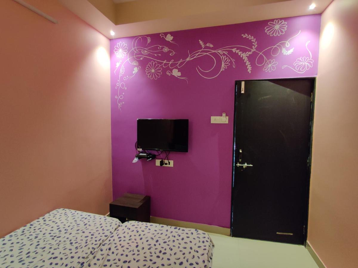 Bandekar Home Stay Malvan Ngoại thất bức ảnh
