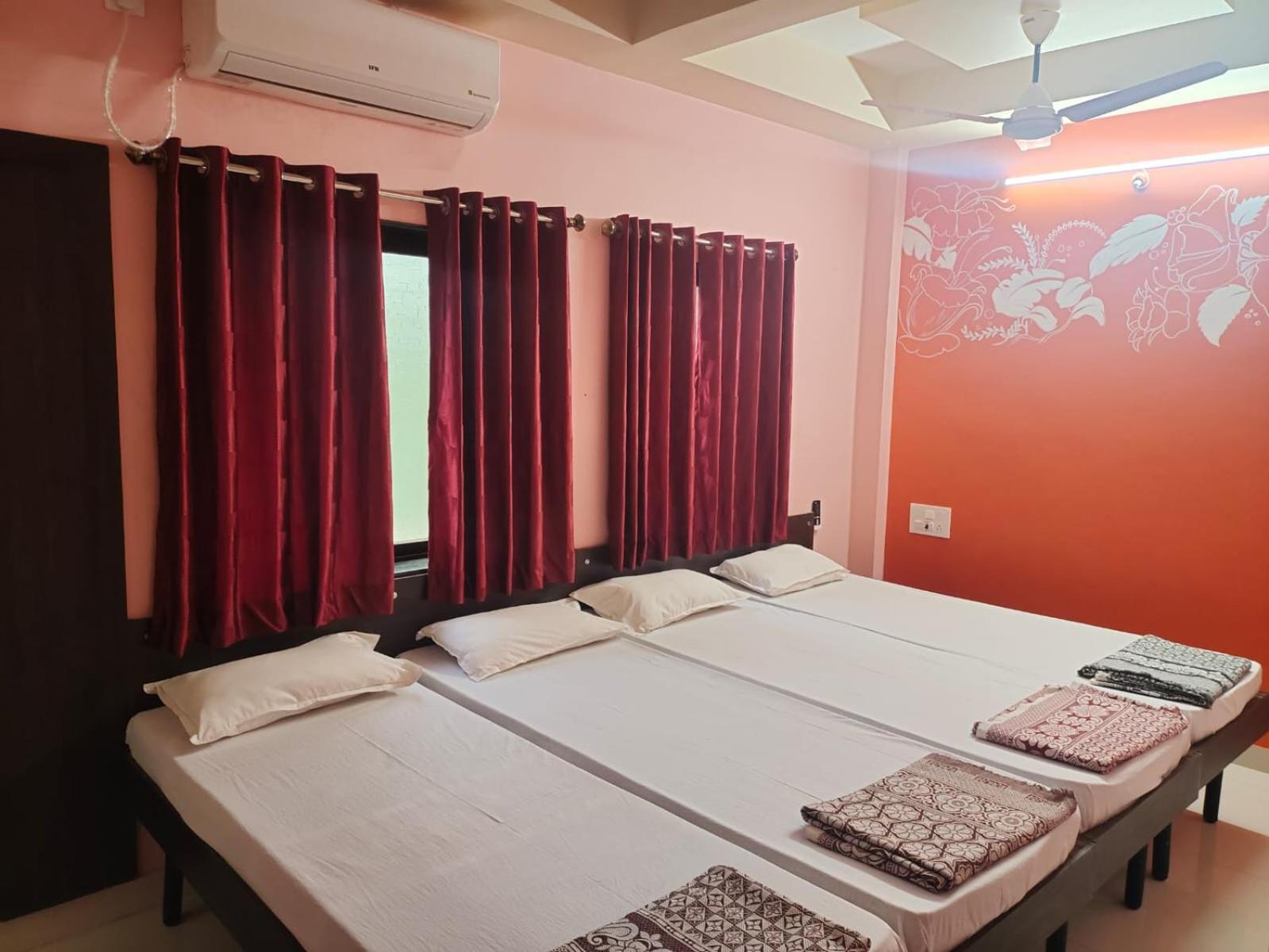 Bandekar Home Stay Malvan Ngoại thất bức ảnh